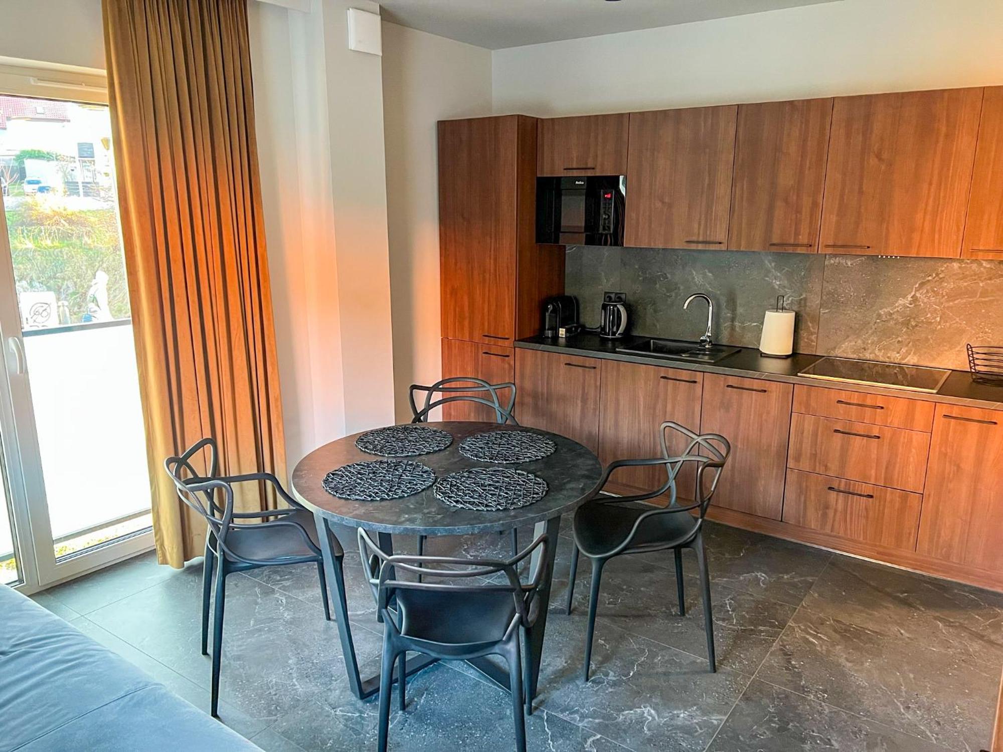 Apartamenty Centrum Park Twardowskiego 4 เจโลนากูรา ภายนอก รูปภาพ