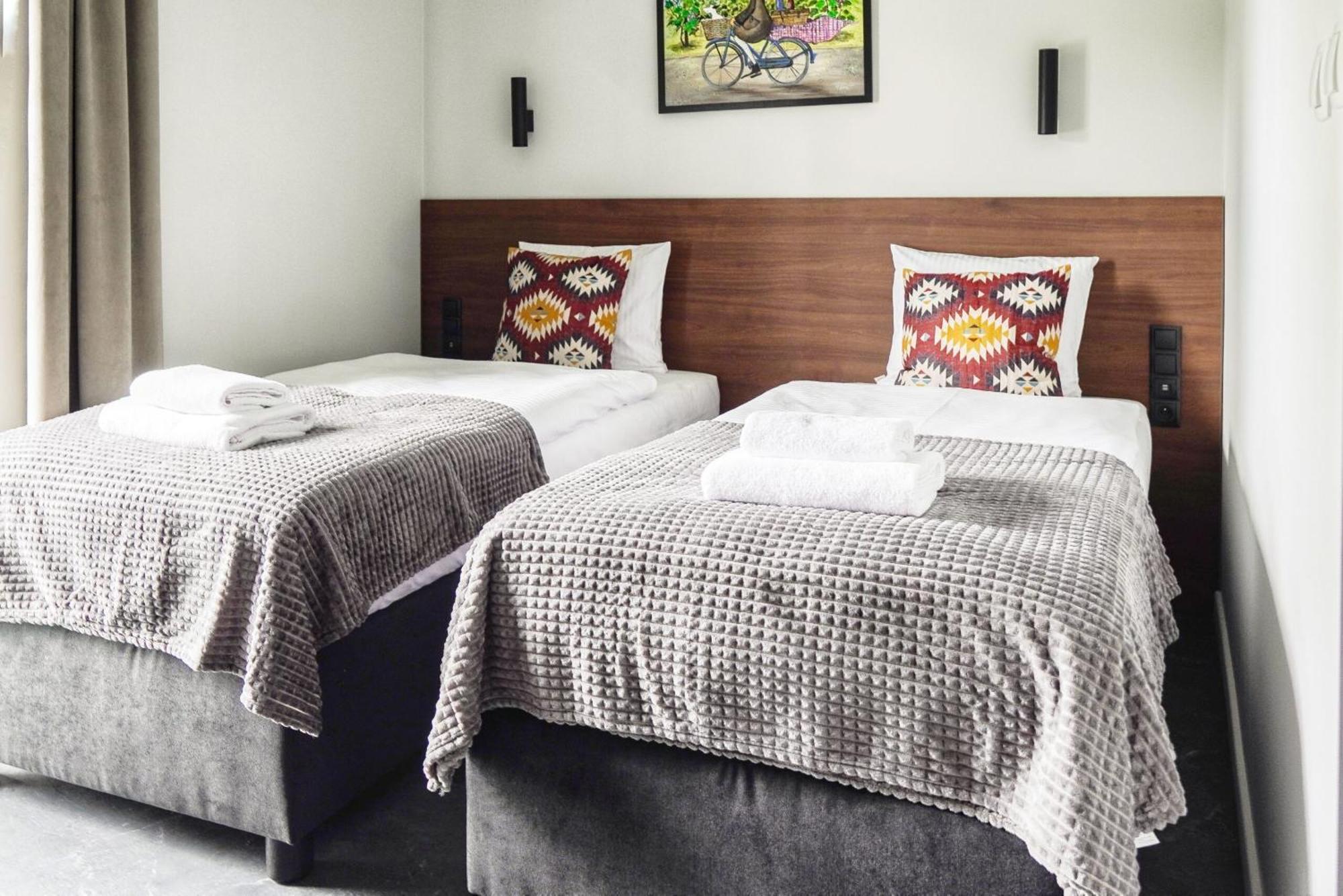 Apartamenty Centrum Park Twardowskiego 4 เจโลนากูรา ภายนอก รูปภาพ