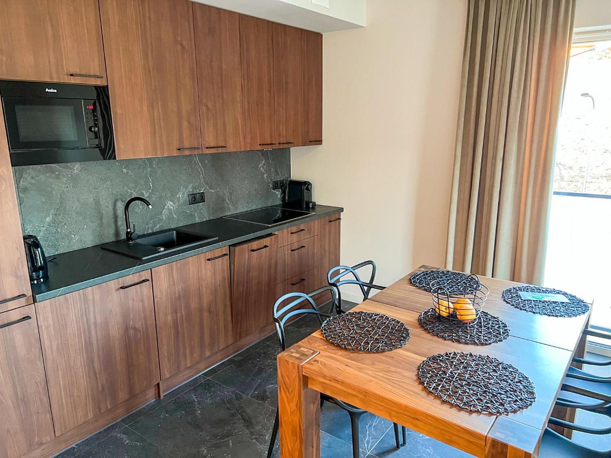 Apartamenty Centrum Park Twardowskiego 4 เจโลนากูรา ภายนอก รูปภาพ