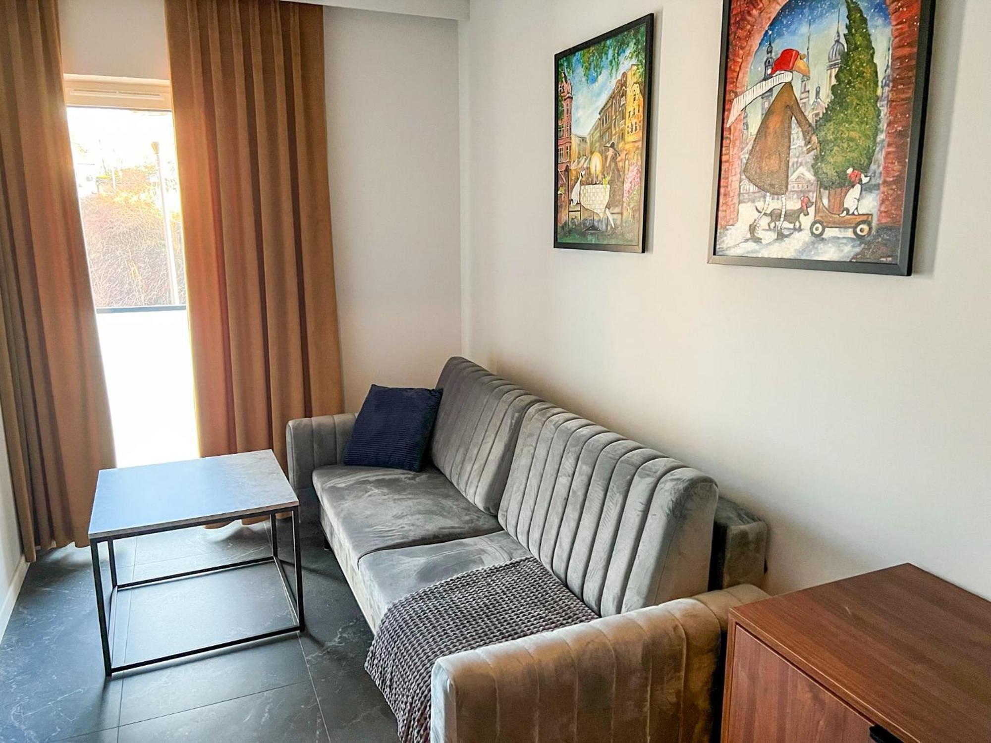 Apartamenty Centrum Park Twardowskiego 4 เจโลนากูรา ภายนอก รูปภาพ